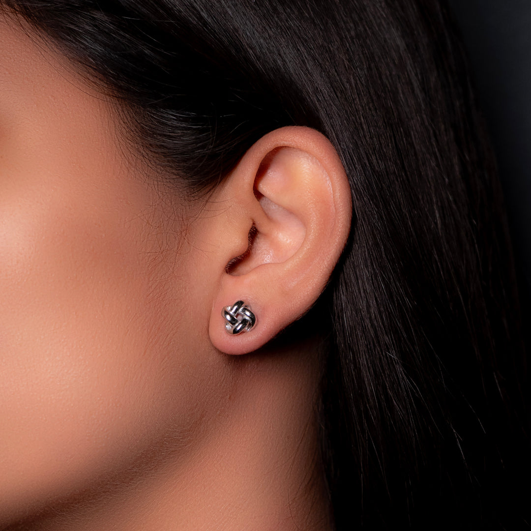 Knotra stud earrings