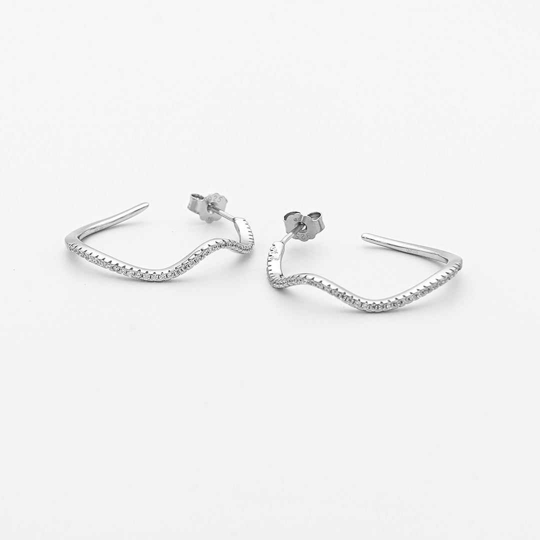 Vyana statement earrings