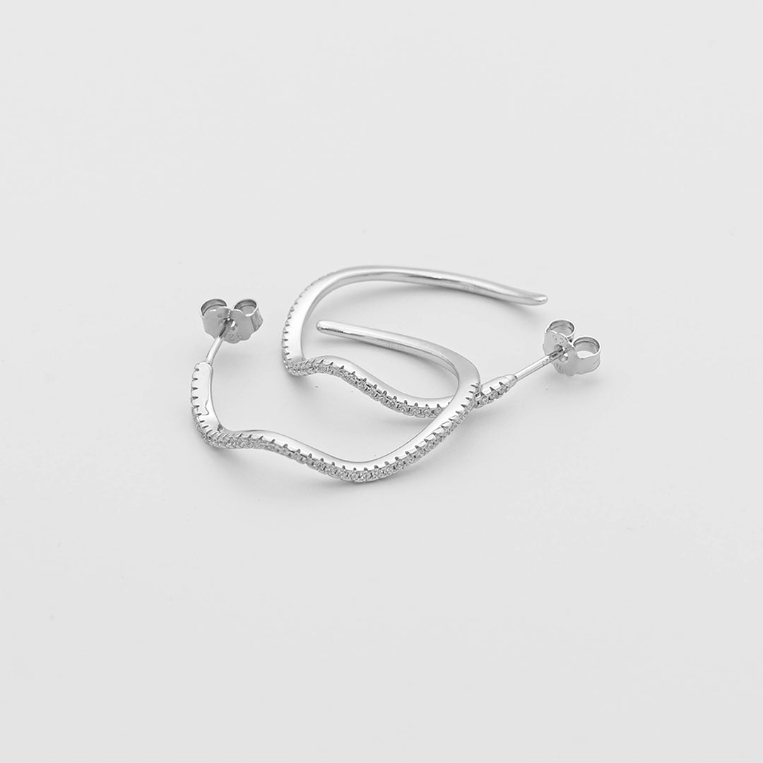 Vyana statement earrings