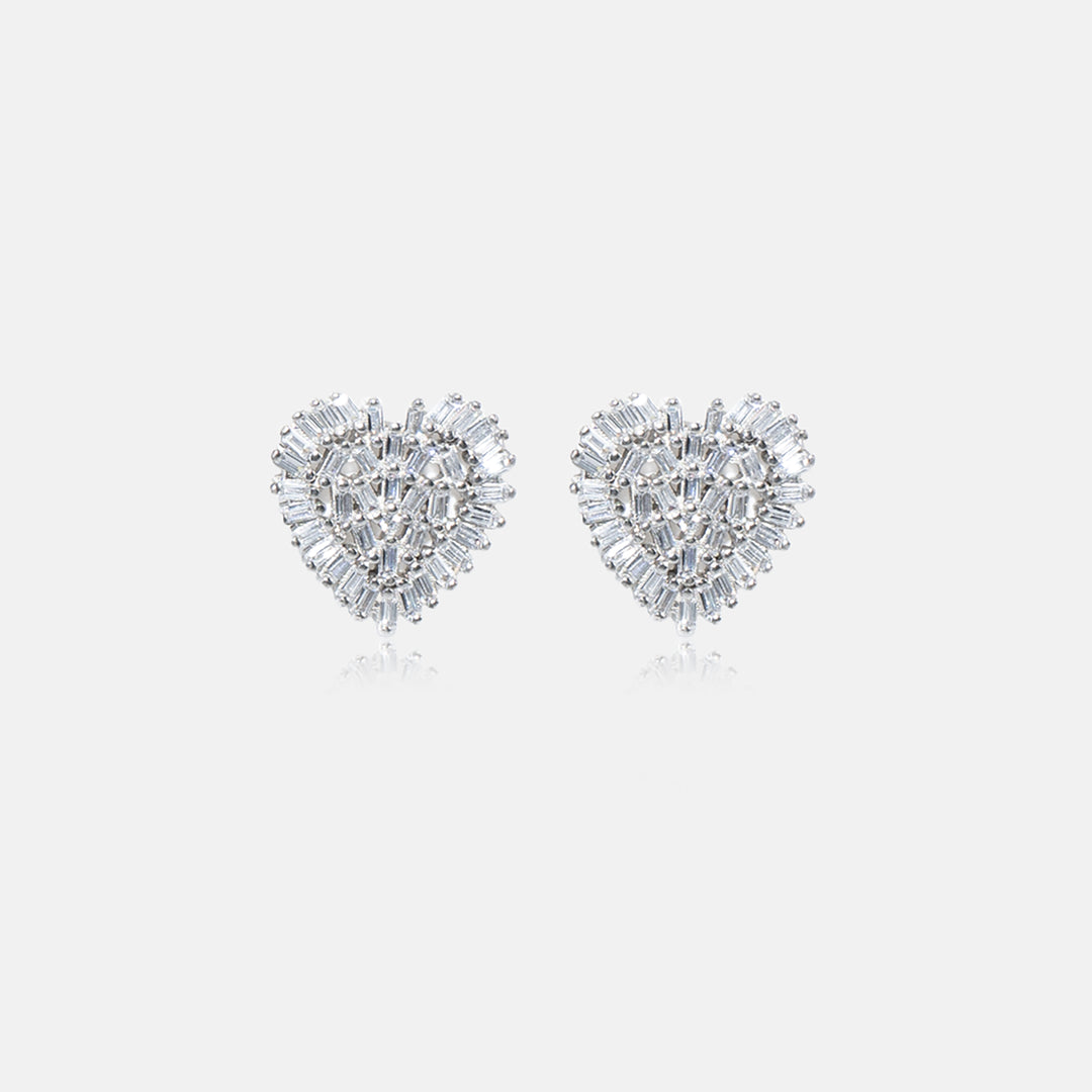 Amoura stud earrings