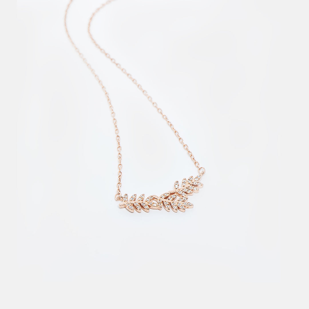 Azuree Pendant With Chain