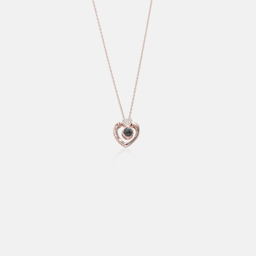 Amelis Pendant With Chain