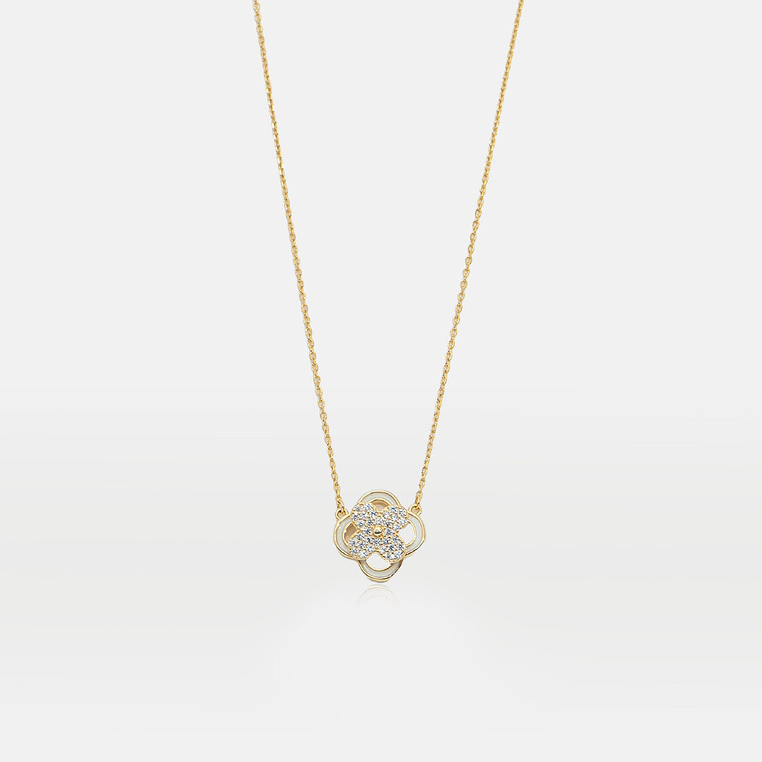 Aureva Pendant With Chain