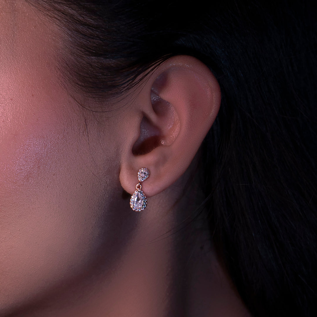Aurine Pendant With Earrings