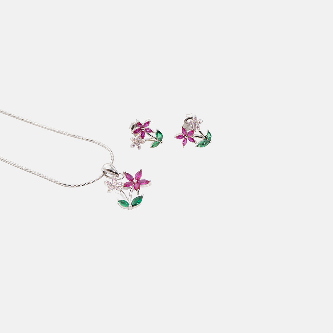 Lilora Pendant With Earrings