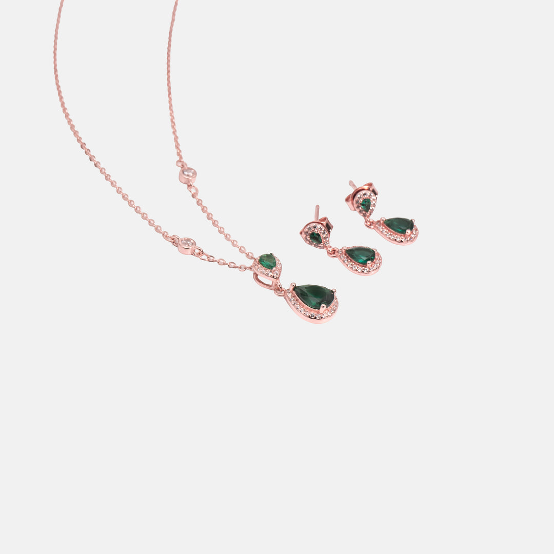 Aurine Pendant With Earrings