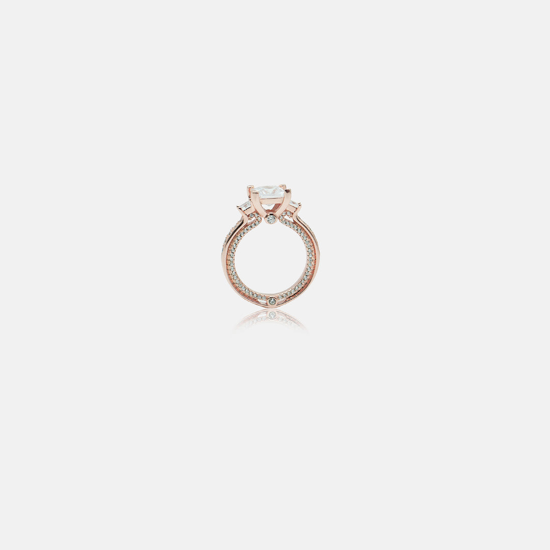 Amoura cocktail ring