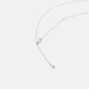 Noira Pendant With Chain